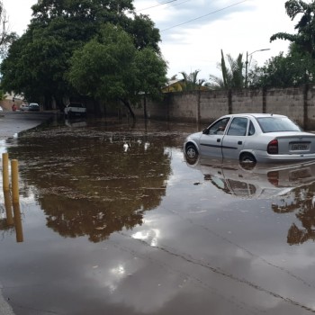 Defesa Civil reforça o alerta para que as pessoas não enfrentem alagamentos